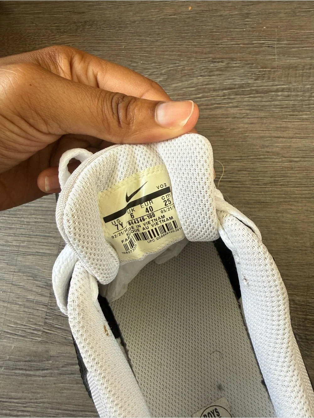 Nike Women’s Black & White Athletic Sneakers